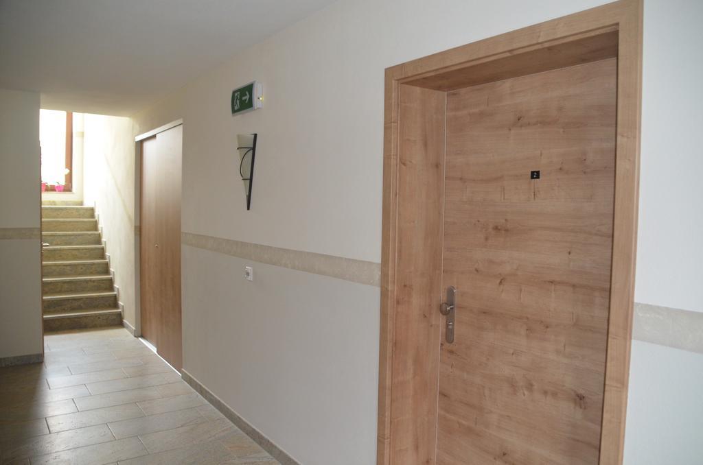 Landhotel Zum Adler Oberbechingen Bagian luar foto