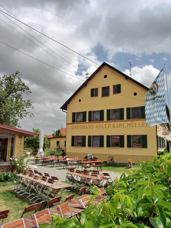Landhotel Zum Adler Oberbechingen Bagian luar foto