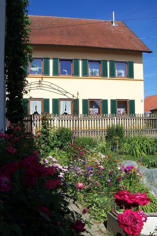 Landhotel Zum Adler Oberbechingen Bagian luar foto
